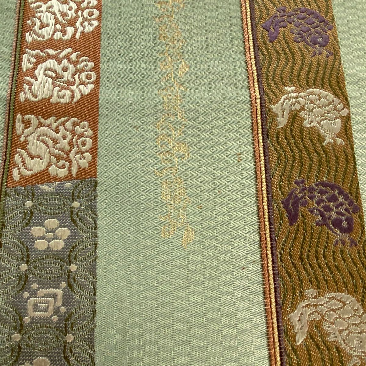 袋帶 秀品級 花唐草紋 荒磯 金糸 刺繡 薄綠 六通 純蠶絲