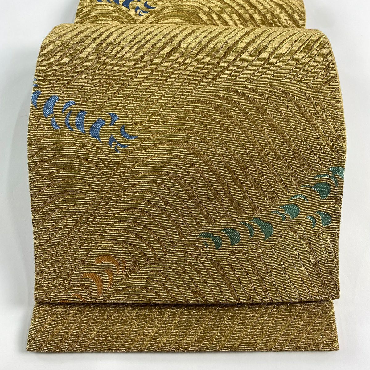 【庫存清倉】 【美品】 袋帶 名品級 花井幸子 落款あり 波 金華山織 金金箔 金色 六通 純蠶絲