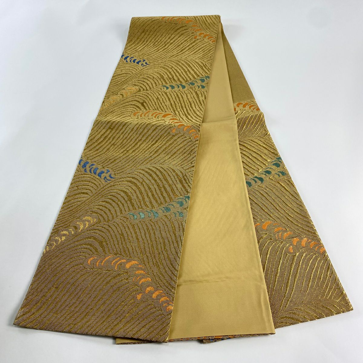 【庫存清倉】 【美品】 袋帶 名品級 花井幸子 落款あり 波 金華山織 金金箔 金色 六通 純蠶絲