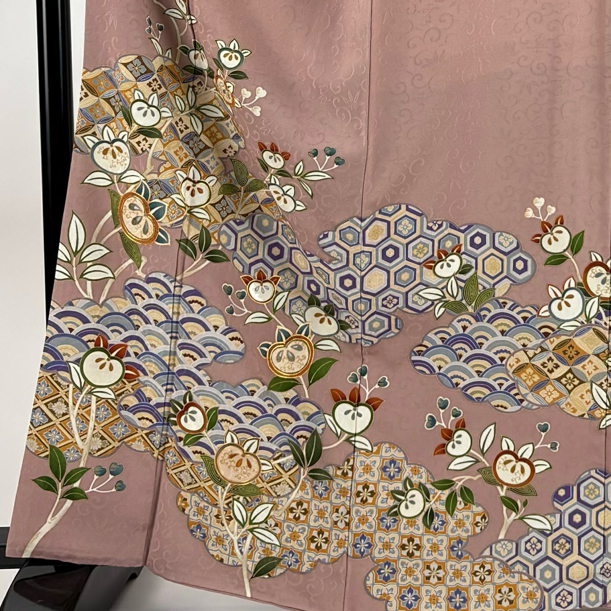色留袖禮服 身長162.5cm 袖長66cm M 雙層 花井幸子 落款あり 雲文 橘花 刺繡 金糸 薄小豆 純蠶絲 名品級 一つ紋