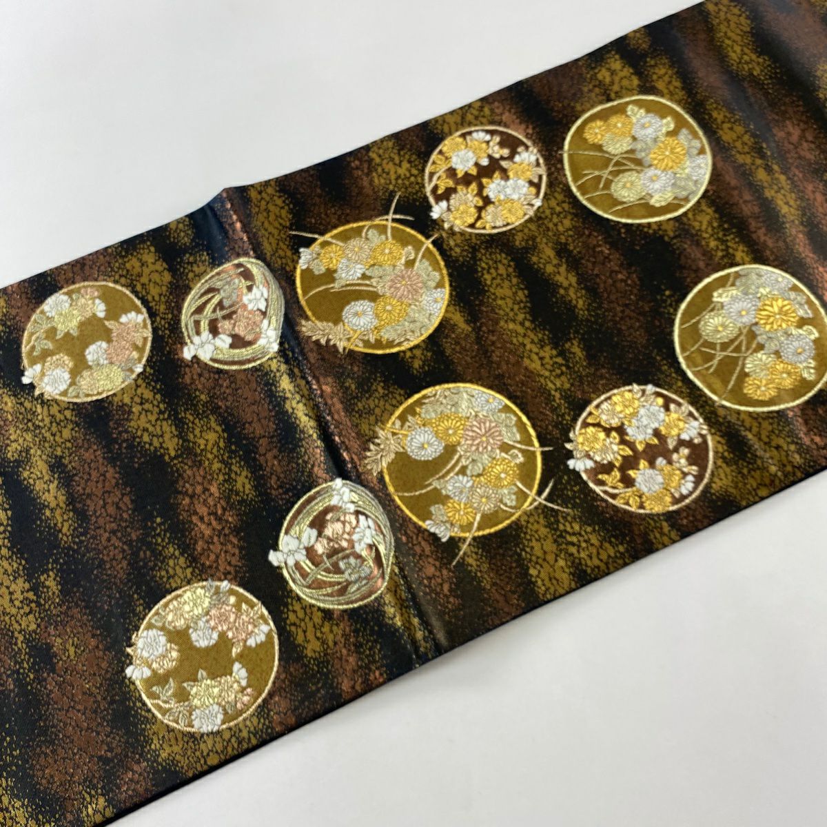 【美品】 袋帶 秀品級 月 花鳥 金糸 金金箔 墨 深藍色 お太鼓柄 純蠶絲