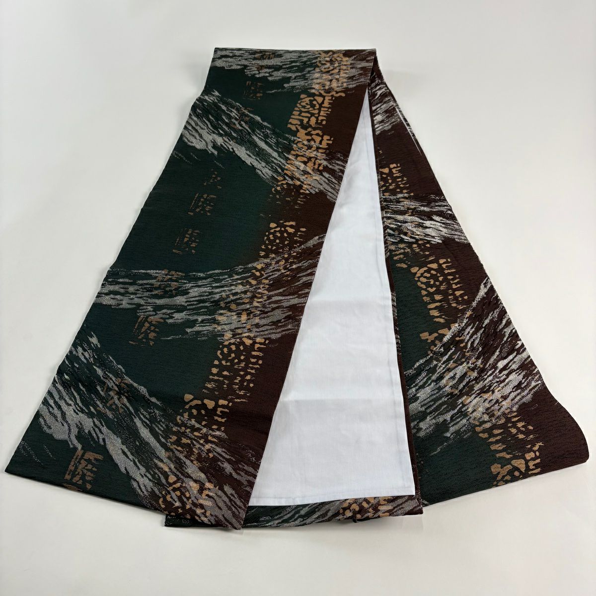 【美品】 開口名古屋帶 優品級 幾何學 銀線 深綠 純蠶絲