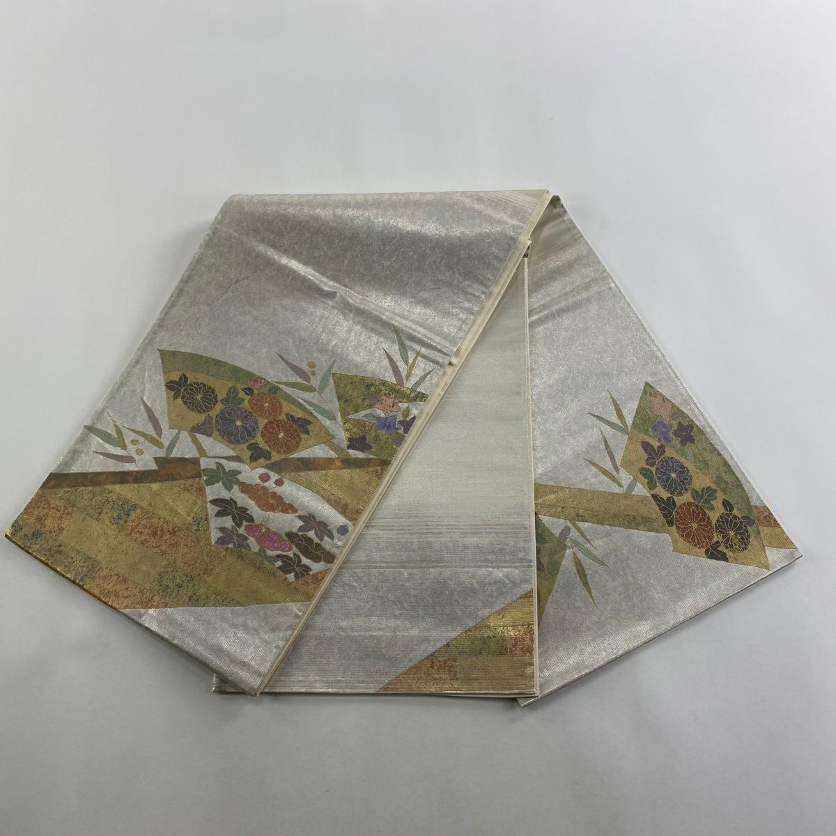 袋帶 秀品級 扇子面 草花紋 螺鈿金金箔 金金箔 銀 純蠶絲