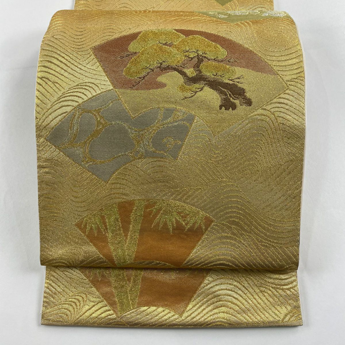 【清倉特賣】 【美品】 袋帶 名品級 川島織物 有落款 關西仕立 扇子面 松樹竹子梅花 金銀線 金金箔 金色 六通 純蠶絲