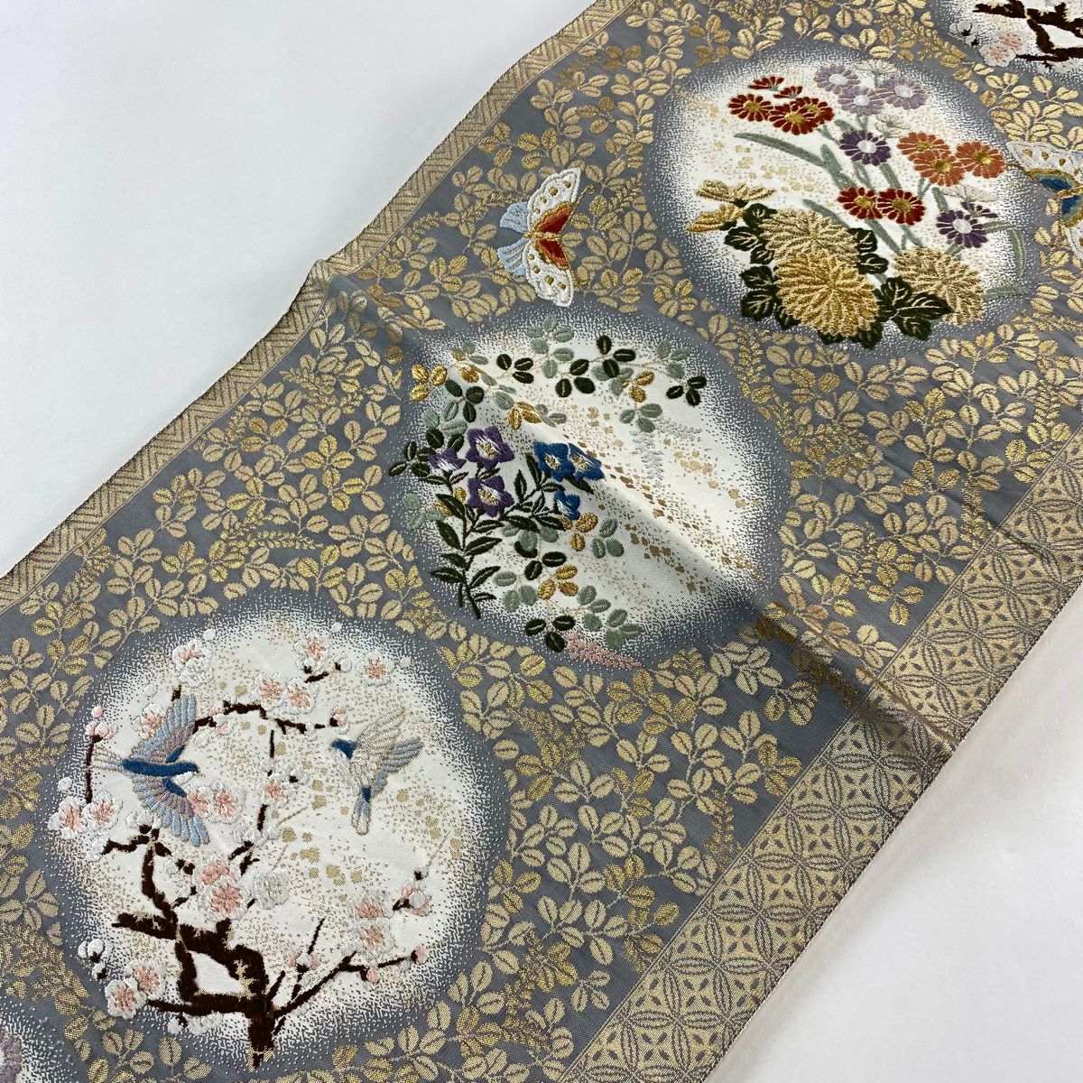 袋帶 秀品級 有落款 纏繞 草花紋 蝶 金絲 金金箔 灰色 六通 純蠶絲