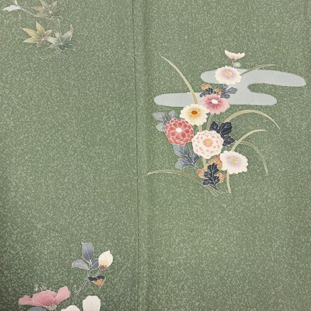 【美品】 付下 身長152.5cm 袖長62.5cm S 雙層 落款あり 菊花 ヱ霞 薄綠 純蠶絲 秀品級