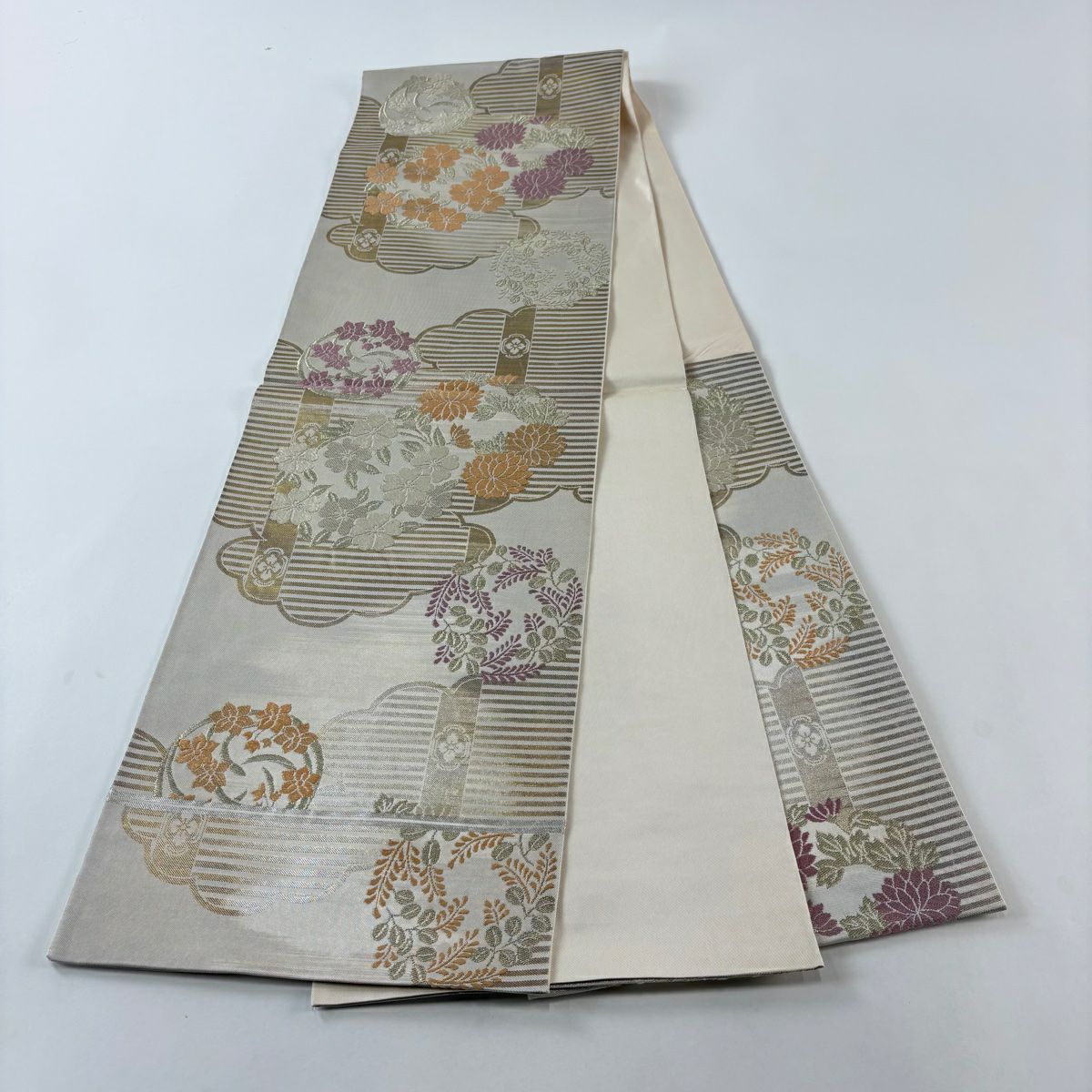 【庫存清倉】 袋帶 名品級 川島織物 附落款 花丸紋 雲紋 金絲 金金箔 米色 六通 純蠶絲