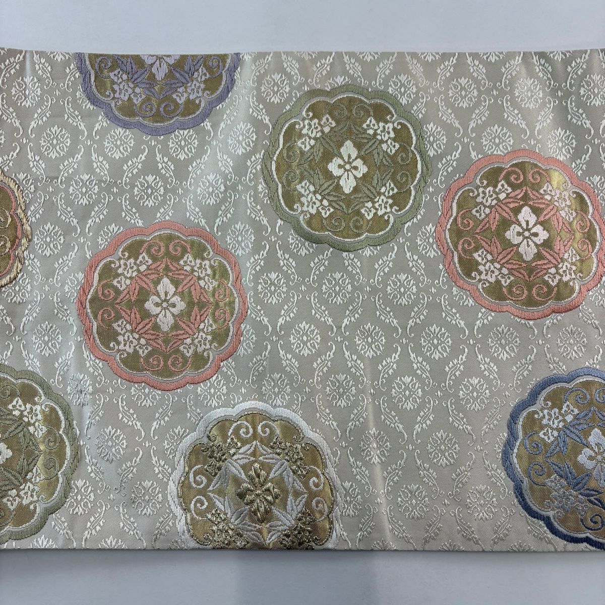 【庫存清倉】 【美品】 袋帶 名品級 小葵笹花菱紋 金絲 金金箔 奶油色 六通 純蠶絲