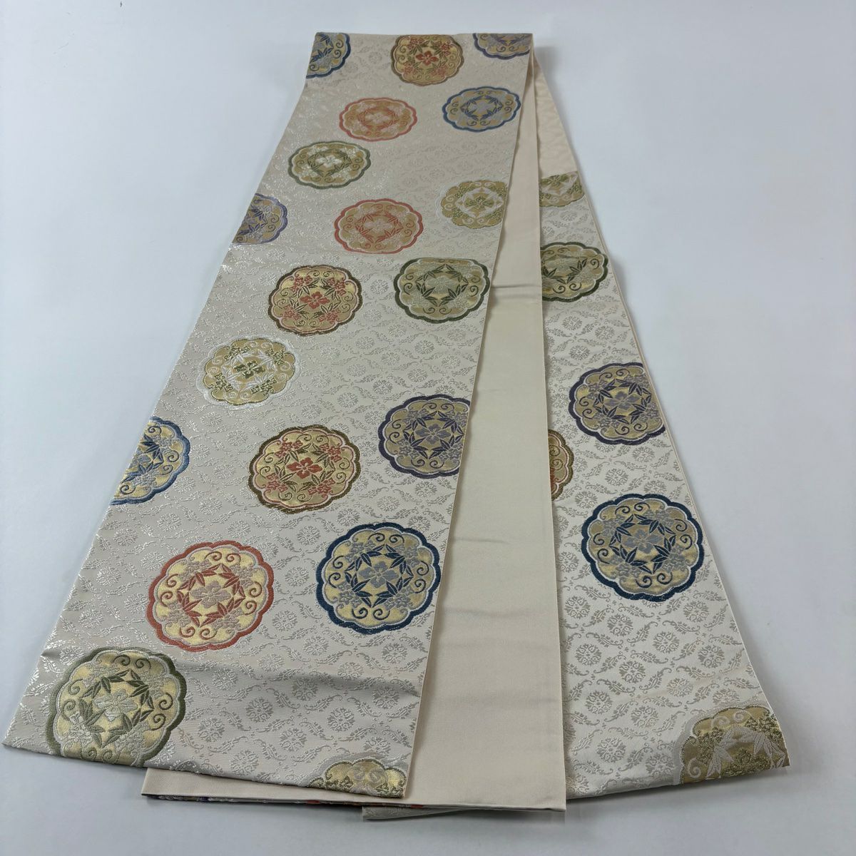 【庫存清倉】 【美品】 袋帶 名品級 小葵笹花菱紋 金絲 金金箔 奶油色 六通 純蠶絲