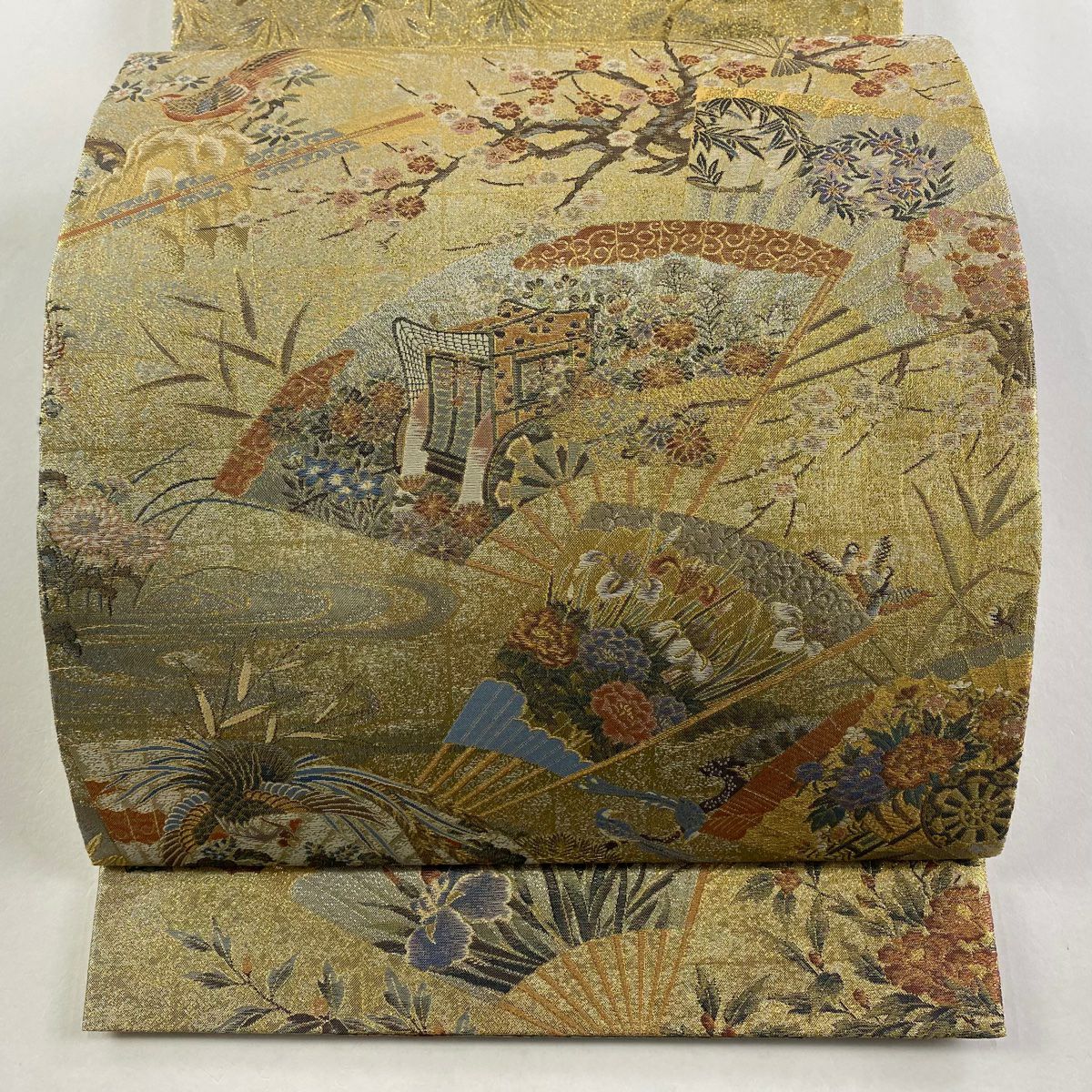 【美品】 袋帶 逸品級 桃山扇子面展風文 金金箔 金色 大鼓圖案 純蠶絲