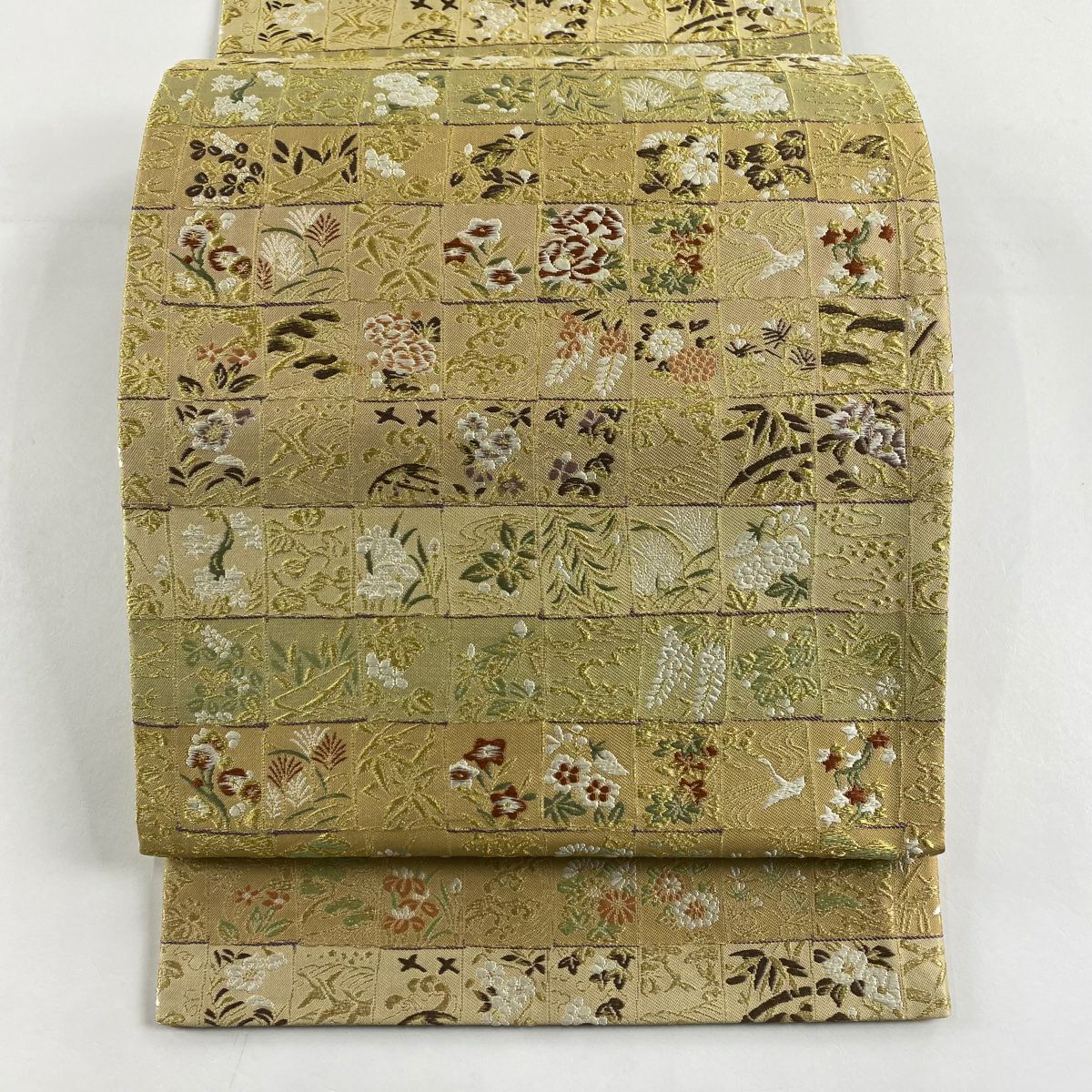 【庫存清倉】 【美品】 袋帶 名品級 草花紋紋 鳥 金絲 米色 六通 純蠶絲