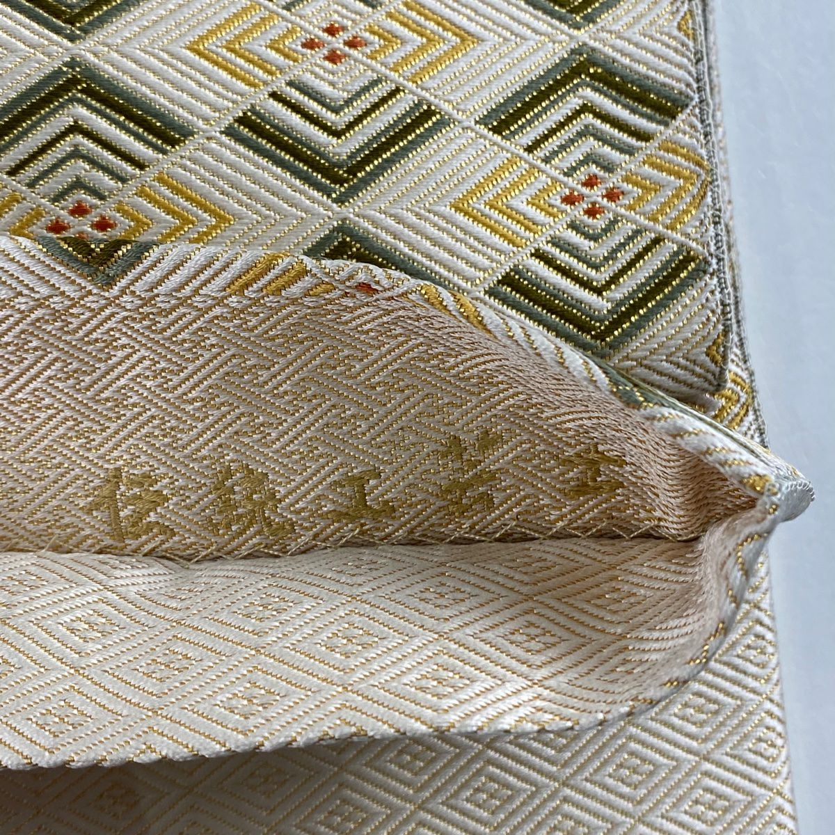 【庫存清倉】 【美品】 袋帶 名品級 幾何學 金金箔 奶油色 六通 純蠶絲