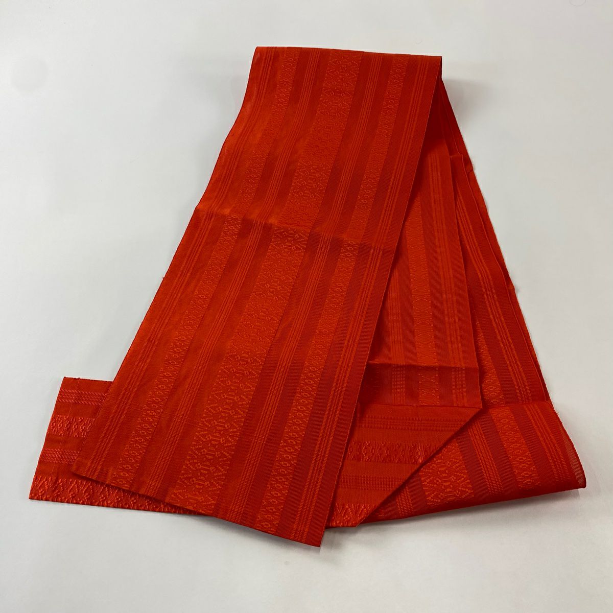 【美品】名古屋帶 優品級 夏帶 八寸名古屋帶 松樹葉仕立 雜紋 幾何圖案 朱色 純蠶絲