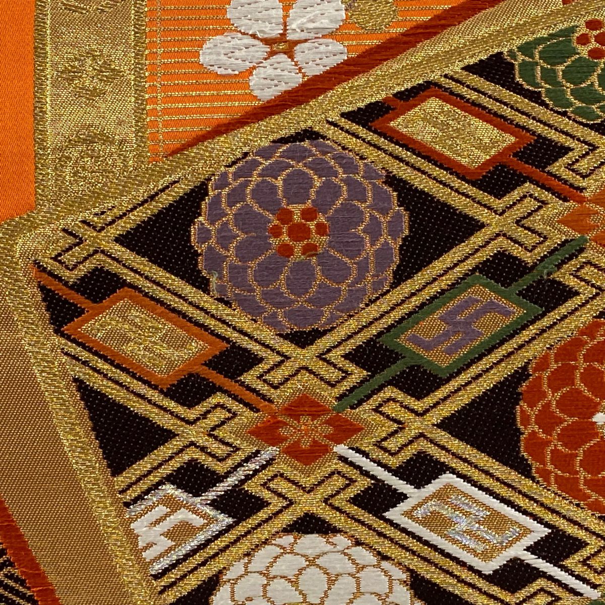 【美品】 袋帶 秀品級 色紙 有職紋樣 唐織 金絲 橙色 六通 純蠶絲