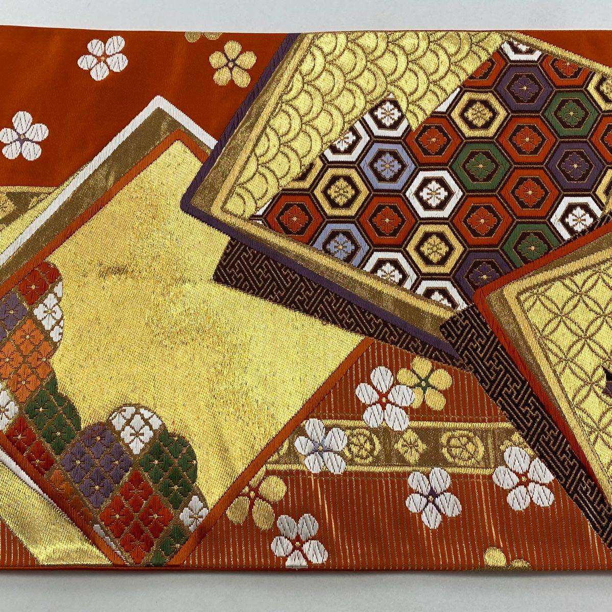 【美品】 袋帶 秀品級 色紙 有職紋樣 唐織 金絲 橙色 六通 純蠶絲