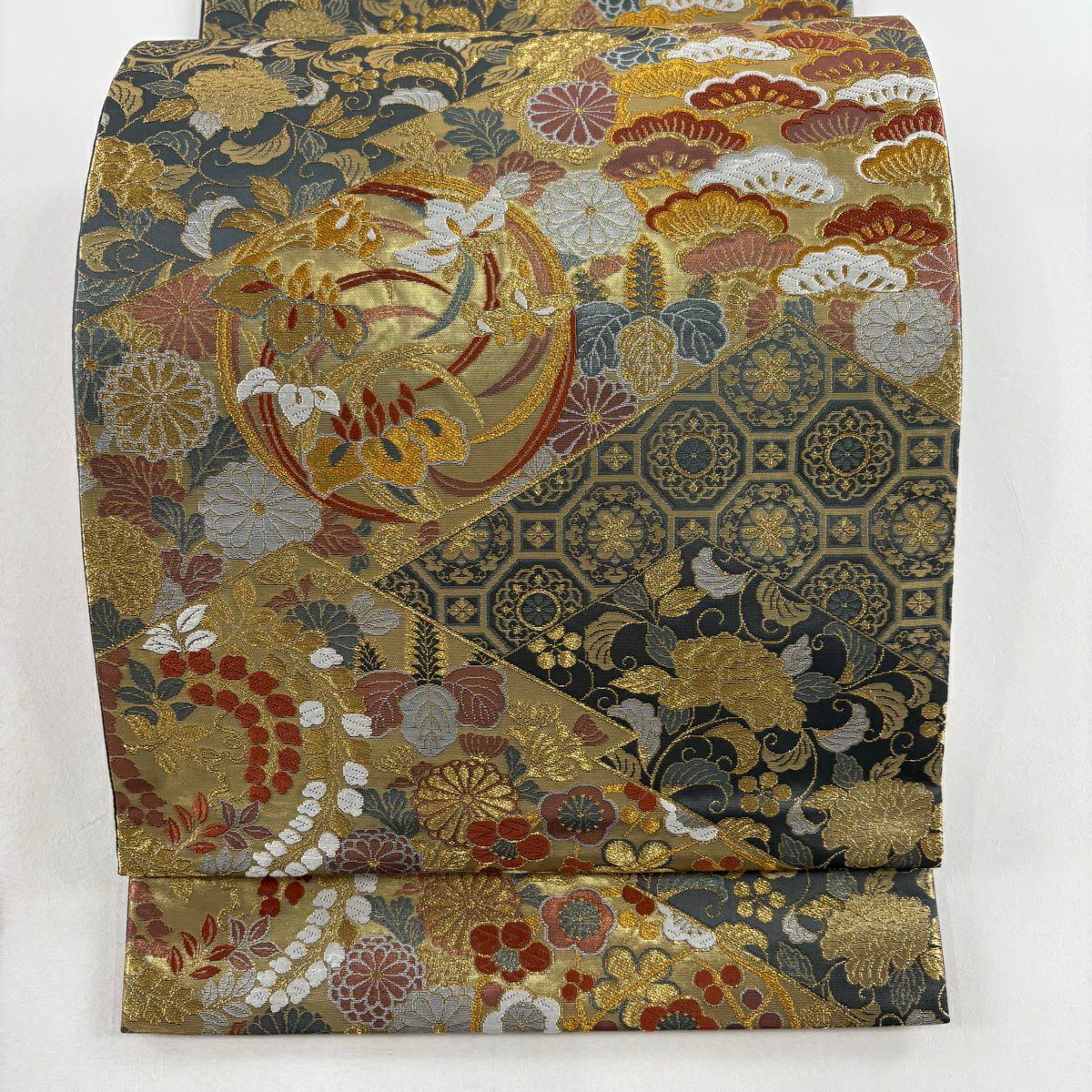 【美品】 袋帶 秀品級 花喜蒔絵調度 花丸紋 花唐草紋 唐織 金金箔 青灰 深藍色 六通 純蠶絲