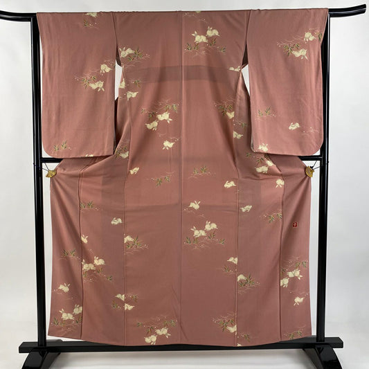 【庫存清倉】 小紋 身長157.5cm 袖長65cm M 雙層 花井幸子 鈕襟 有落款 兔子 露芝 金銀彩 縮緬 粉米色 純蠶絲 名品級