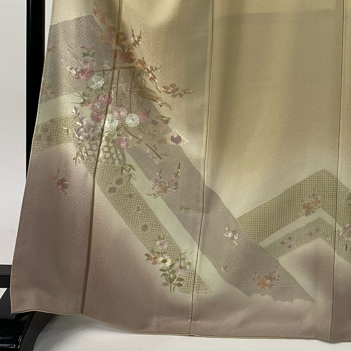 【美品】訪問服 身長167cm 袖長63.5cm S 雙層 幾帳 草花紋紋 刺繡 漸層 米色 純蠶絲 名品級