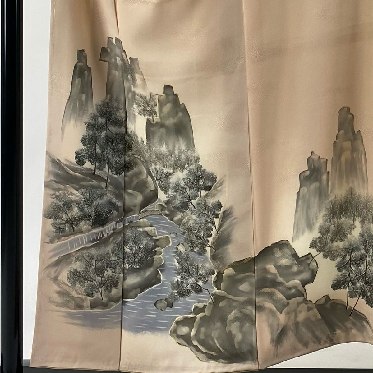【美品】 付下 身長155cm 袖長67.5cm L 雙層 風景 建物 粉米色 純蠶絲 優品級 一個紋