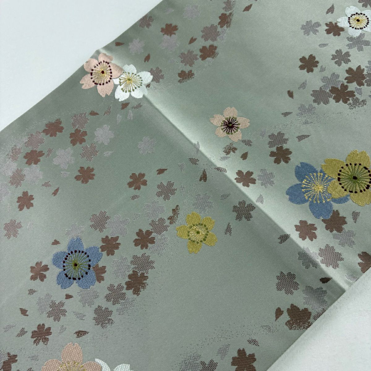 【庫存清倉】 【美品】 袋帶 名品級 附落款 こむさでもーど 櫻花 櫻花花瓣 金絲 灰色 六通 純蠶絲