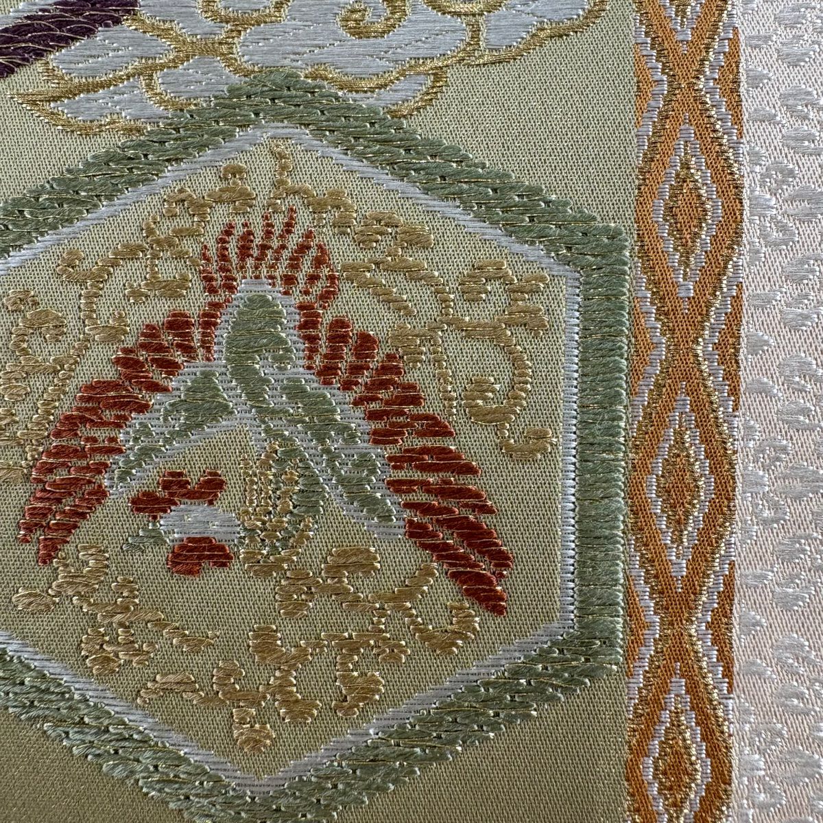 【庫存清倉】 【美品】 袋帶 名品級 鳥 筋斗雲 金絲 刺繡 米色 六通 純蠶絲