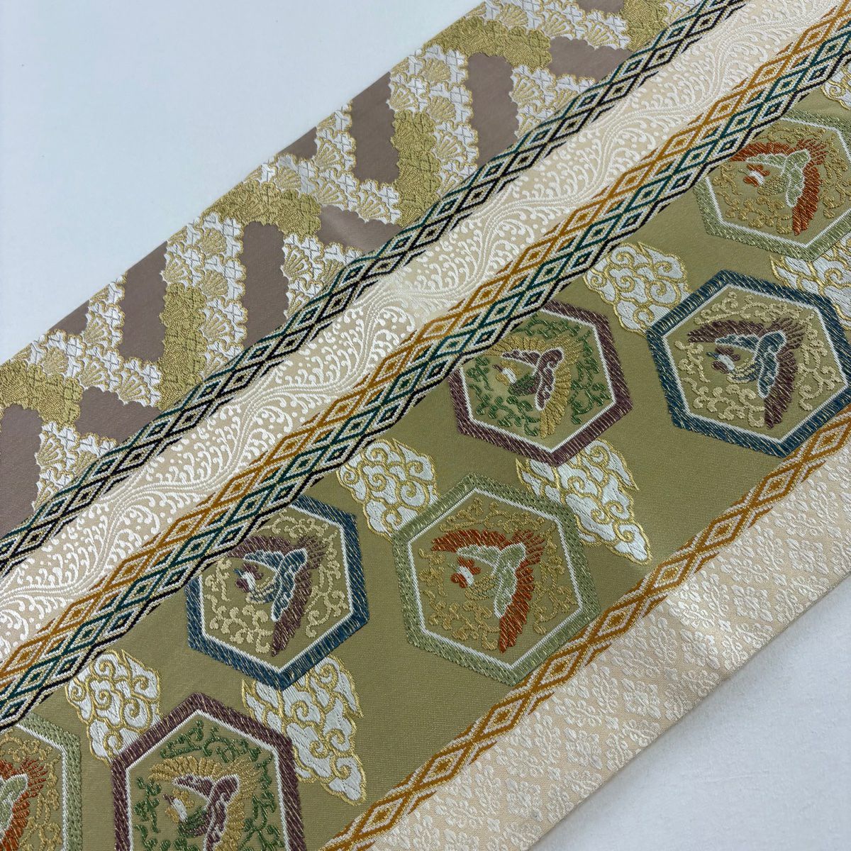【庫存清倉】 【美品】 袋帶 名品級 鳥 筋斗雲 金絲 刺繡 米色 六通 純蠶絲