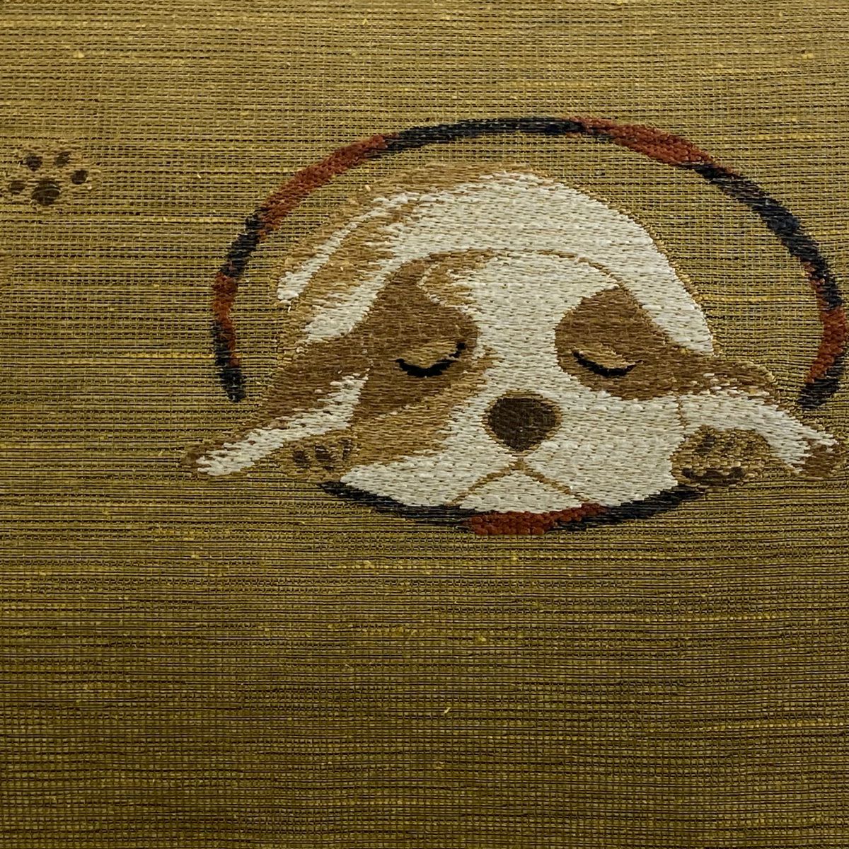 【美品】 名古屋帶 逸品級 犬 金絲 刺繡 淺黃土 純蠶絲
