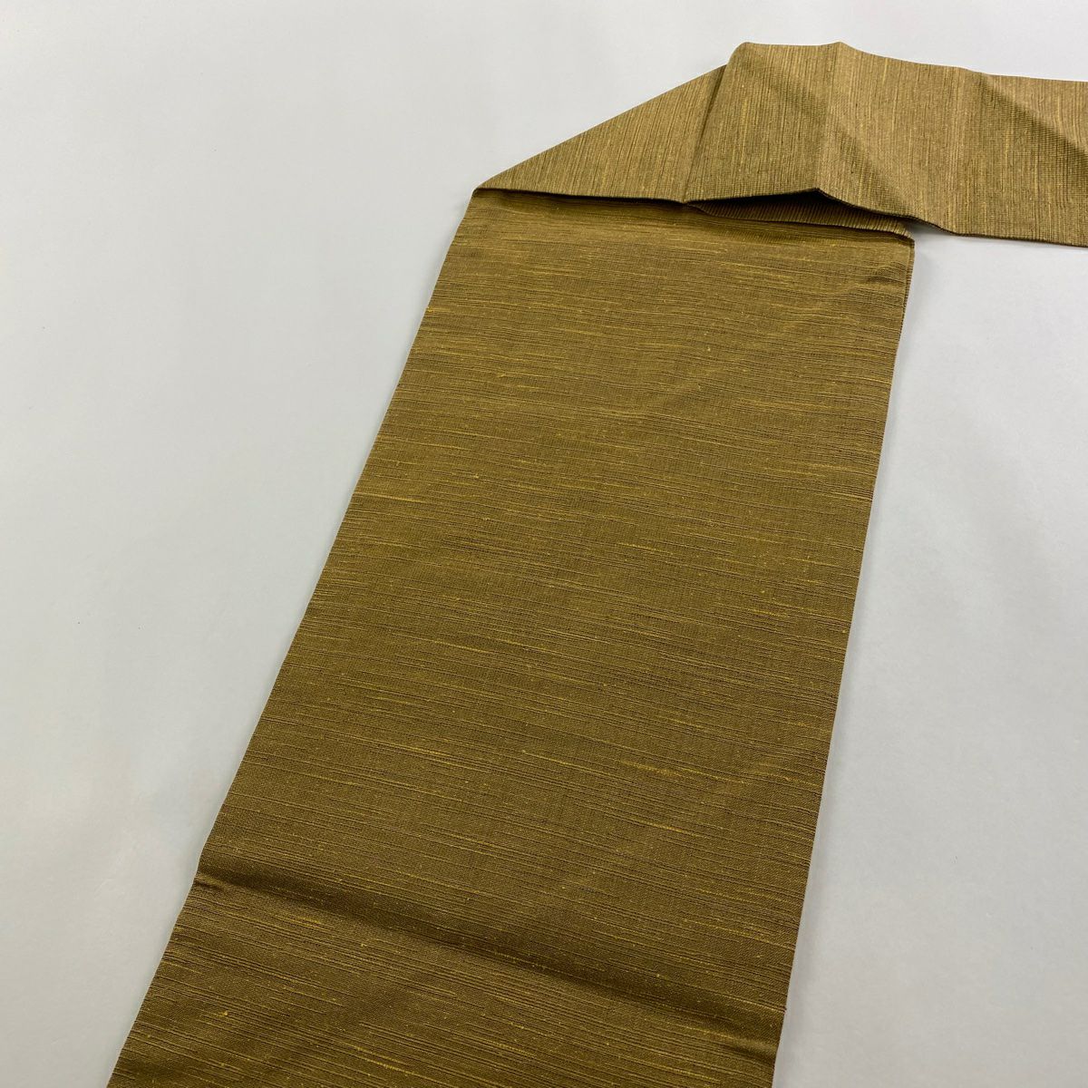 【美品】 名古屋帶 逸品級 犬 金絲 刺繡 淺黃土 純蠶絲