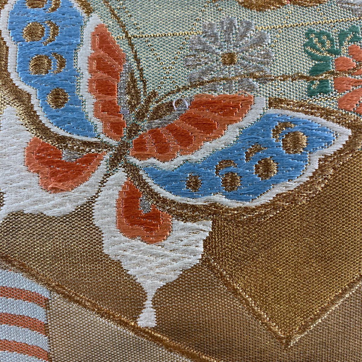【美品】 袋帶 秀品級 蝶 色紙 金銀絲 刺繡 金 六通 純蠶絲