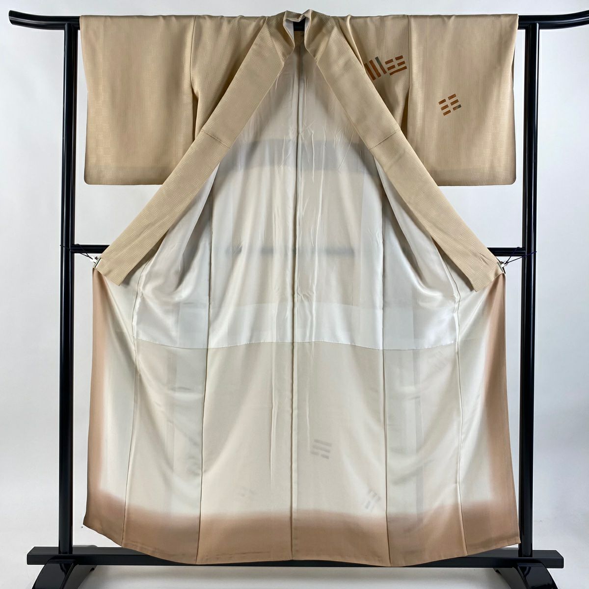 【美品】 付下 身長158cm 袖長62.5cm S 雙層 地紋 幾何圖案 金絲 金銀彩 淺橙色 純蠶絲 優品級 一個紋