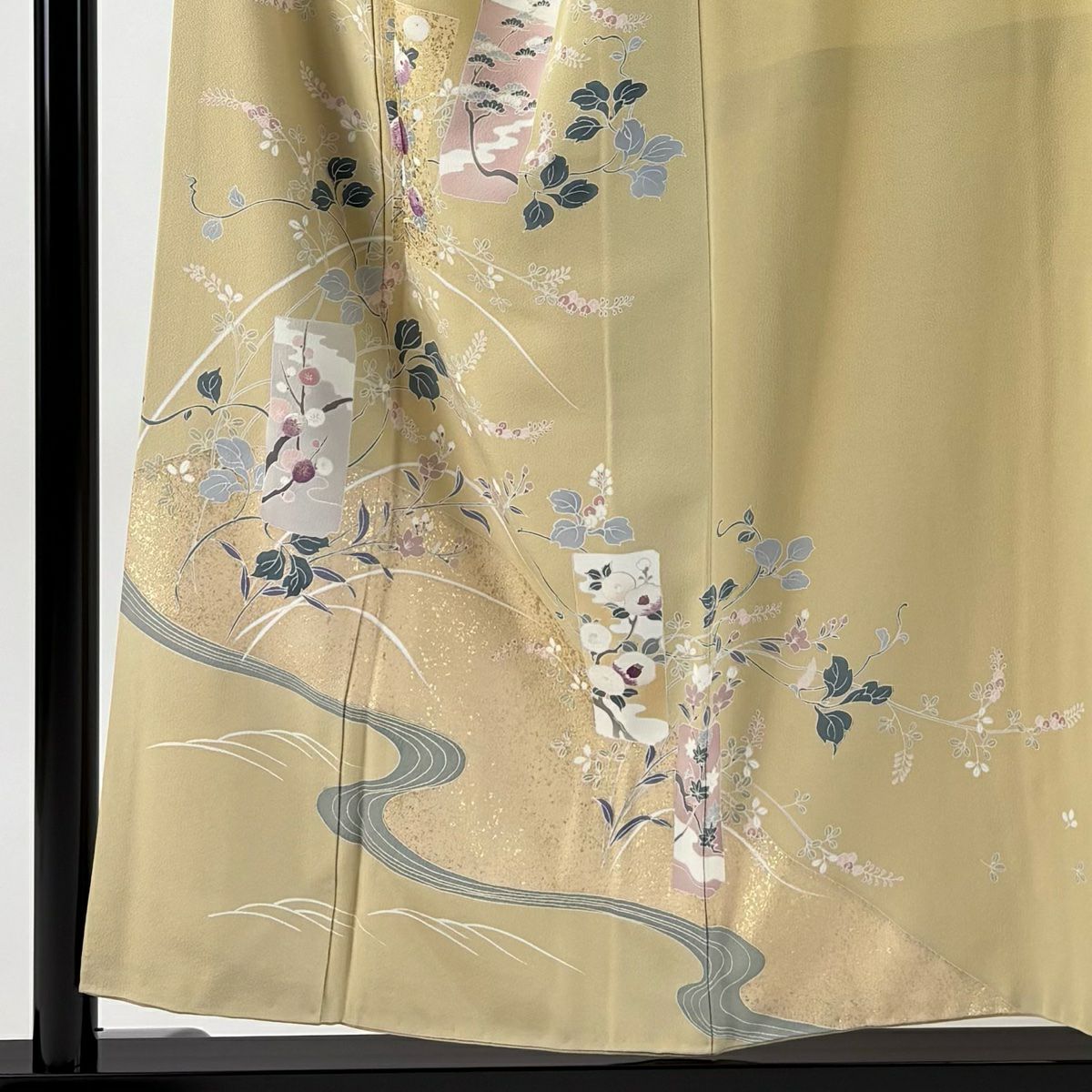 訪問服 身長155.5cm 袖長66cm M 雙層 帝王紫 落款あり 短冊 萬壽菊花 刺繡 金彩裝飾 米色 純蠶絲 逸品級
