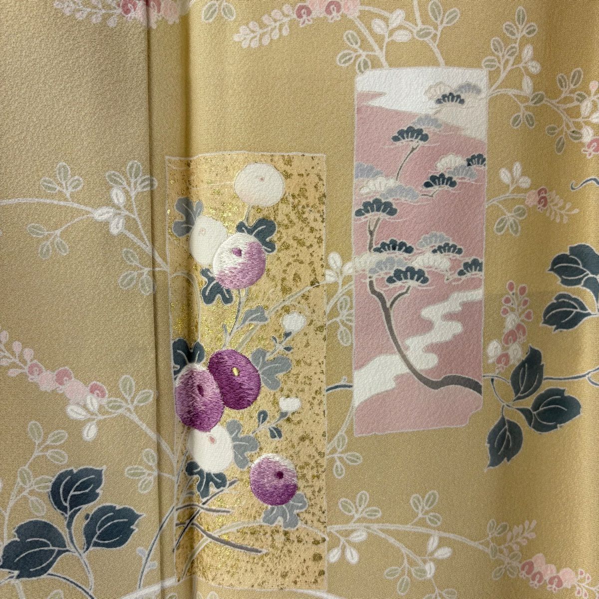 訪問服 身長155.5cm 袖長66cm M 雙層 帝王紫 落款あり 短冊 萬壽菊花 刺繡 金彩裝飾 米色 純蠶絲 逸品級