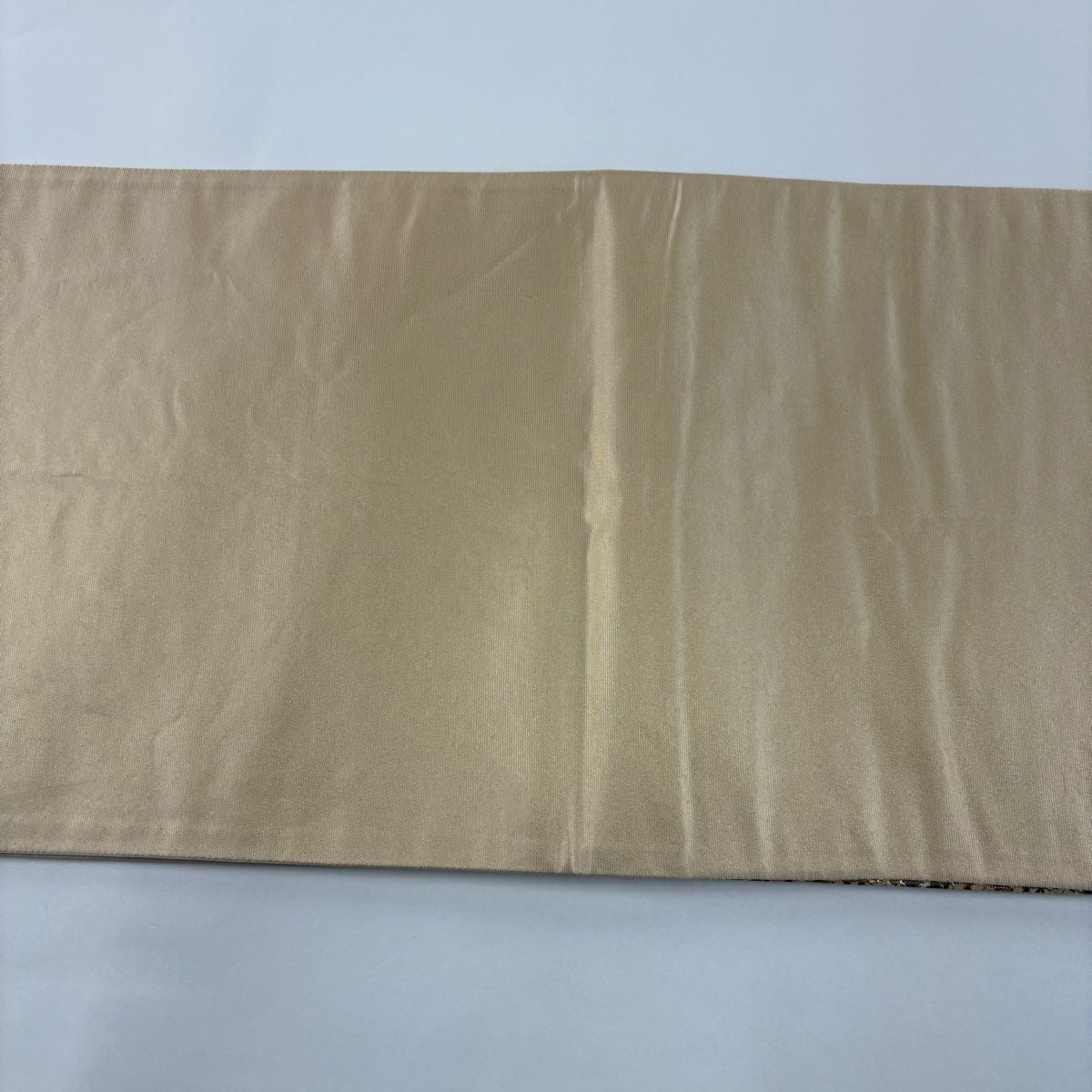 【美品】 袋帶 秀品級 關西仕立 雛蝶 笠松樹 金絲 金金箔 米色 六通 純蠶絲