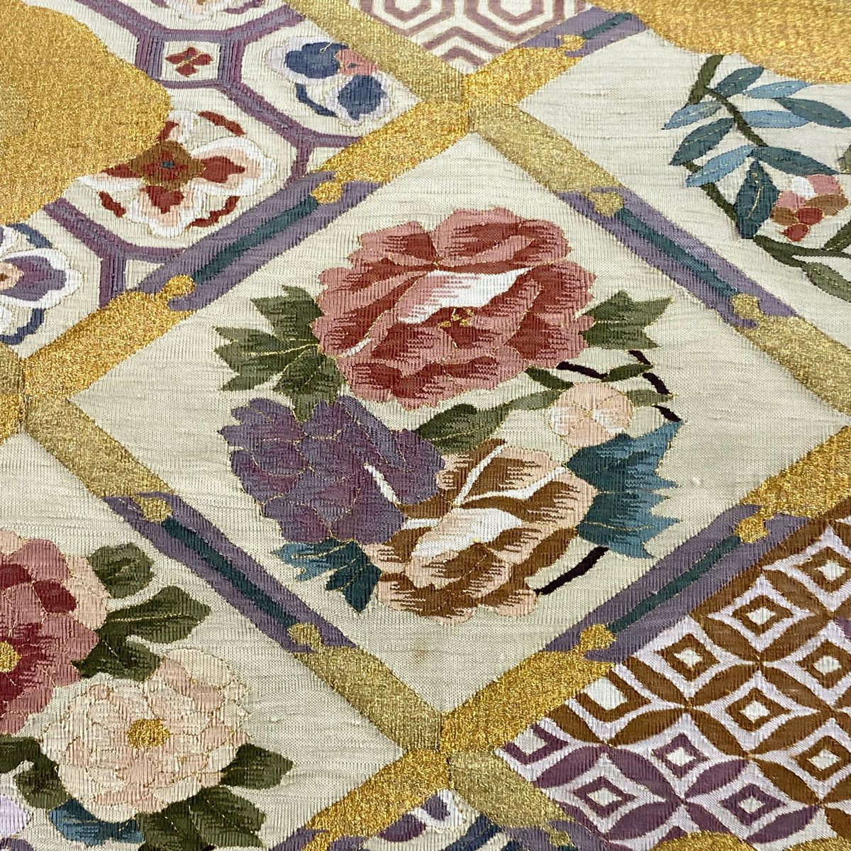 【庫存清倉】 袋帶 名品級 花丸紋 龜甲 金絲 米色 大鼓圖案 純蠶絲