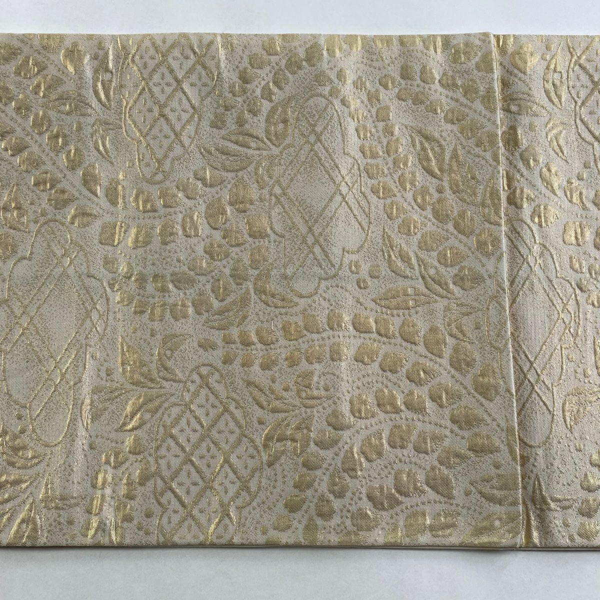 【庫存清倉】 【美品】 袋帶 名品級 辻花染 松樹皮菱 金銀彩 金金箔 米色 大鼓圖案 純蠶絲