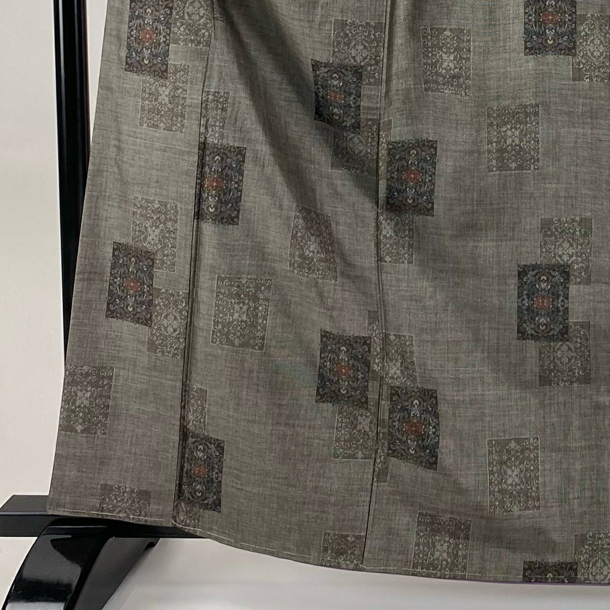 【美品】紬織 身長164.5cm 袖長63cm S 雙層 華紋 幾何學圖案 灰茶 純蠶絲 秀品級