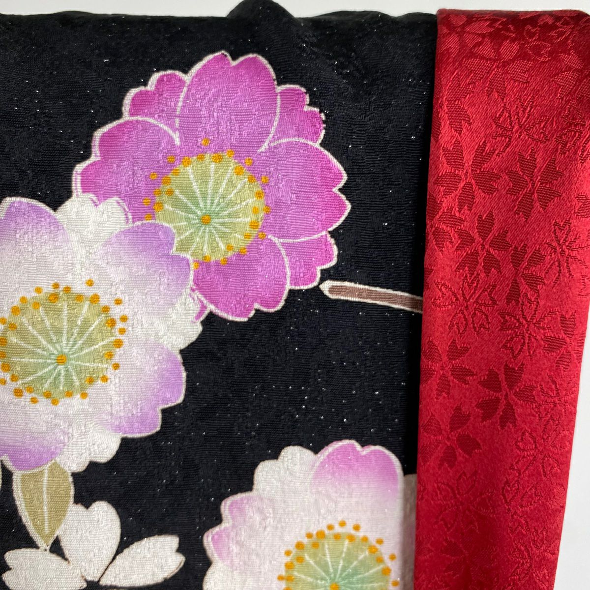 【美品】振袖禮服 身長172.5cm 袖長69.5cm L 雙層 草花紋紋 手毬 銀通し 漸層 黑 純蠶絲 逸品級