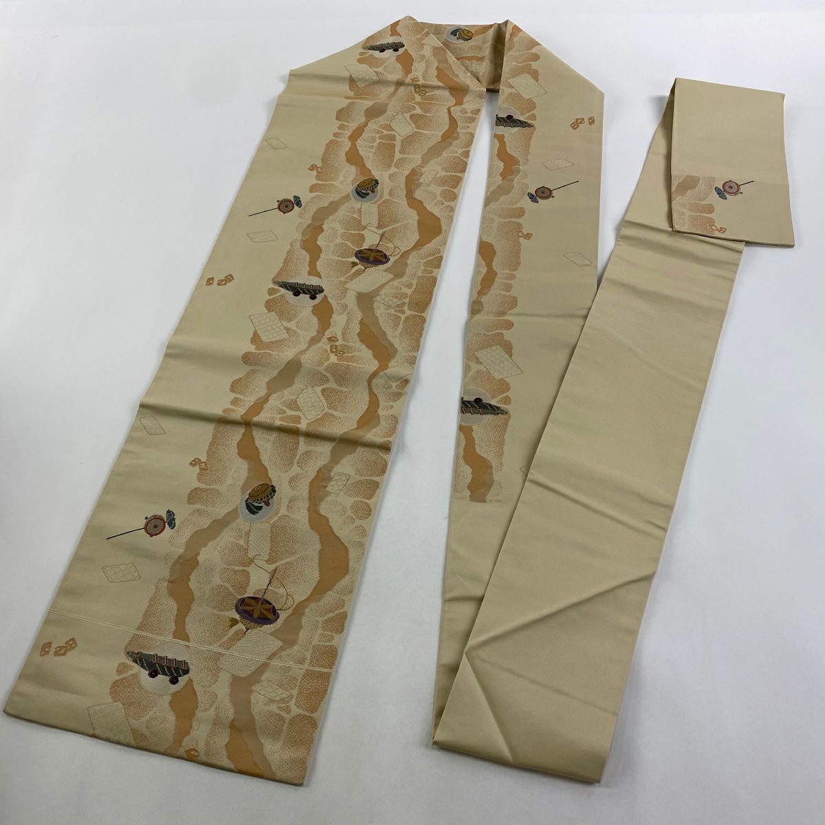 名古屋帶 秀品級 玩具 駒 金金箔 刺繡 米色 純蠶絲