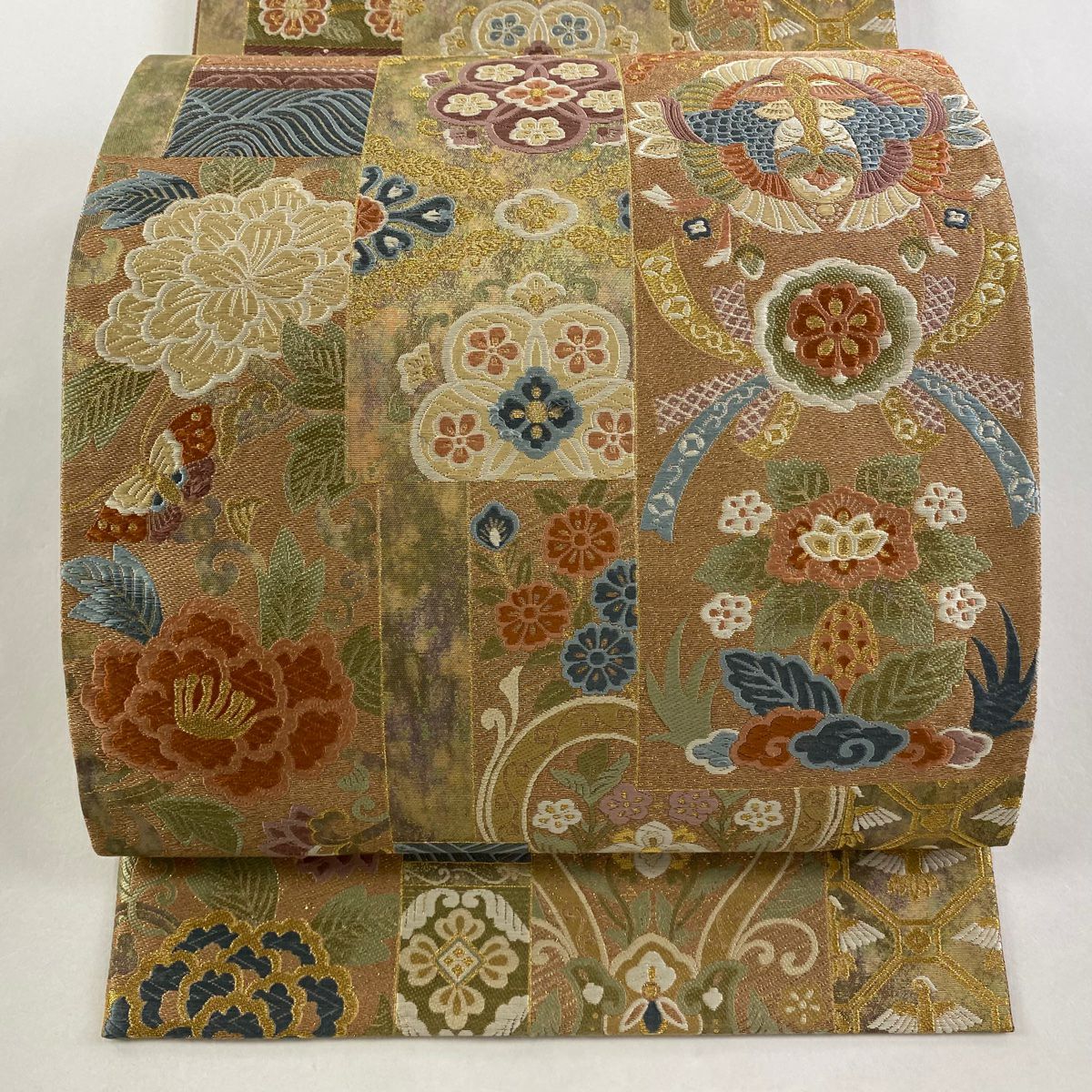 【美品】 袋帶 秀品級 向鳥 草花紋 金糸 金金箔 茶紫 六通 純蠶絲