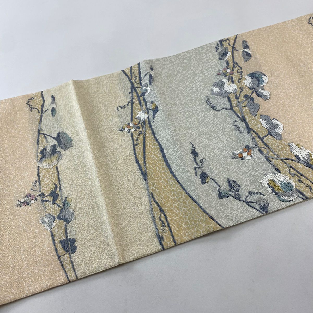 【庫存清倉】 【美品】 袋帶 名品級 葡萄 金絲 刺繡 米色 六通 純蠶絲