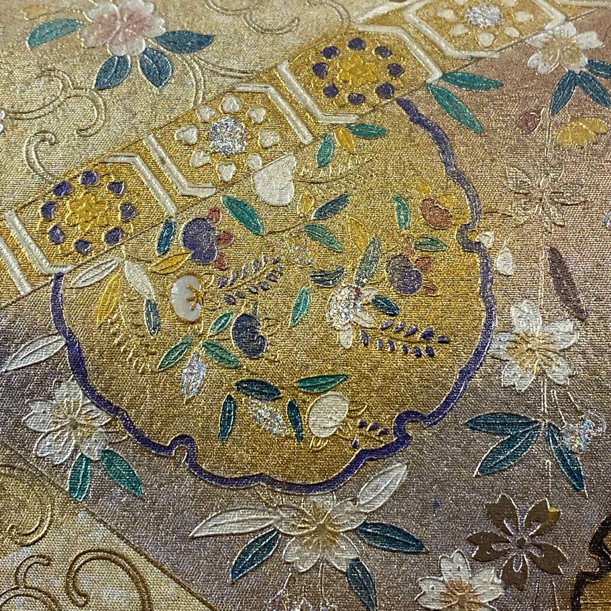 【庫存清倉】 袋帶 名品級 雪輪 草花紋 螺鈿 金銀彩 金 純蠶絲 お太鼓圖案