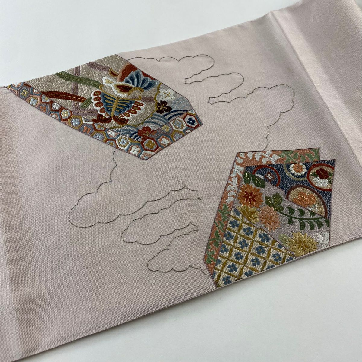 【庫存清倉】 袋帶 名品級 花鳥 有職紋樣 金銀彩 刺繡 粉米色 大鼓圖案 純蠶絲