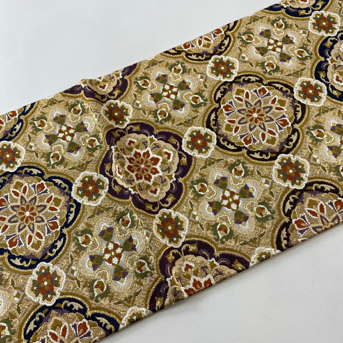 【庫存清倉】 【美品】 袋帶 名品級 華紋 金絲 刺繡 米色 六通 純蠶絲