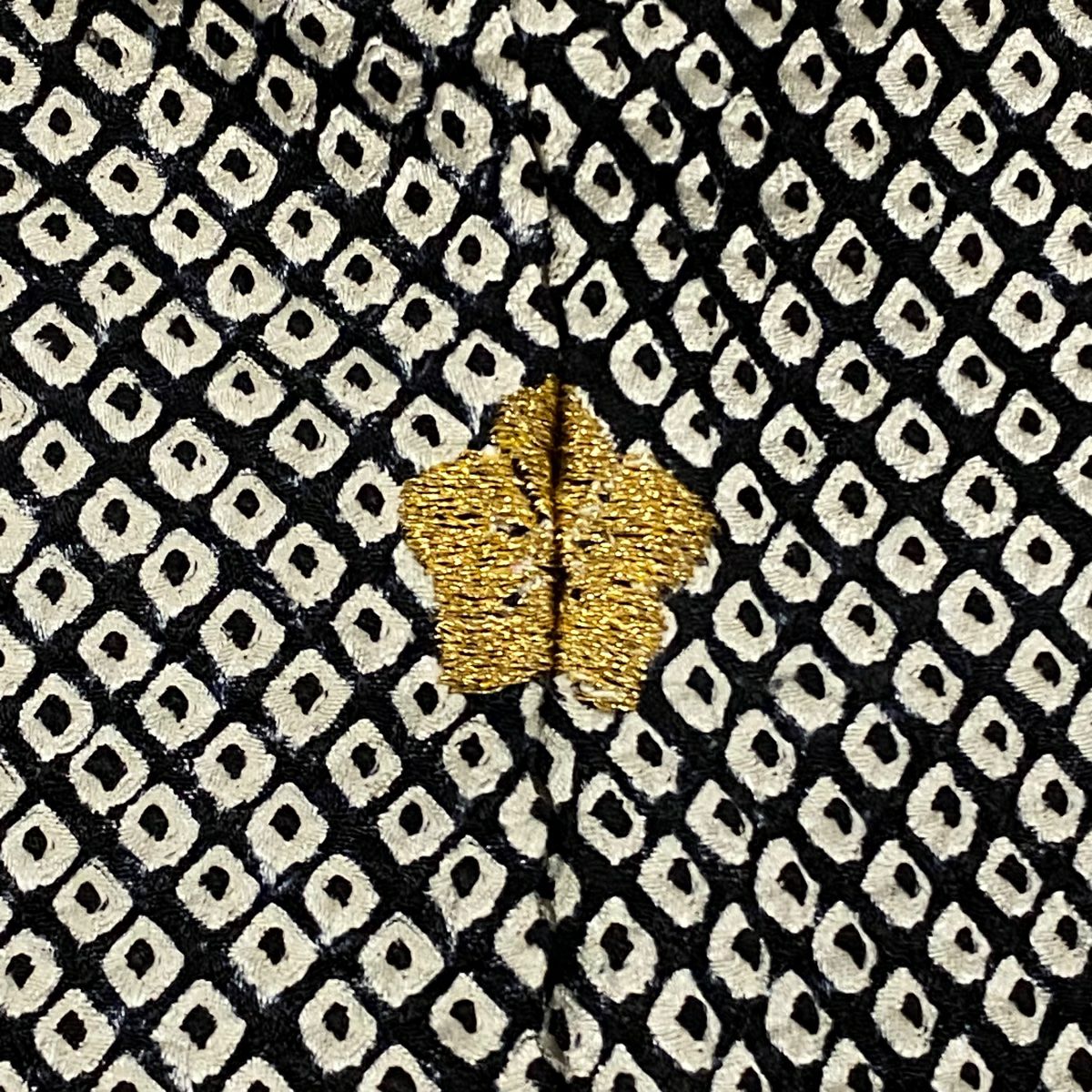【美品】訪問服 身長153.5cm 袖長62cm S 雙層 秋草 雲文 刺繡 絞染 黑 純蠶絲 名品級 一つ紋