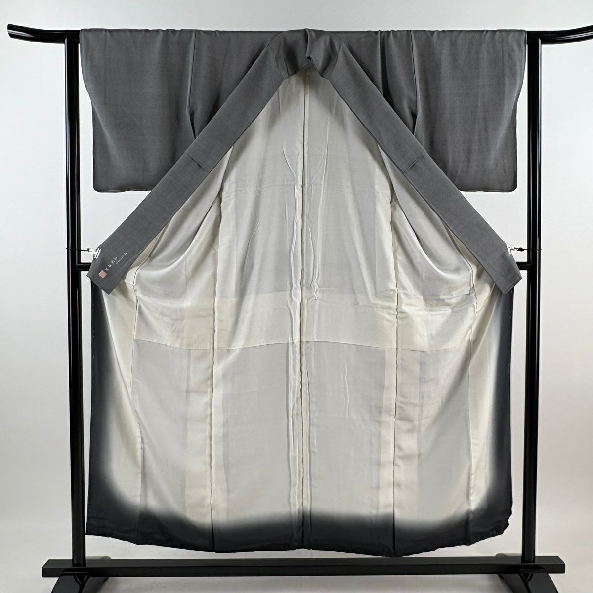 【清倉】 【美品】 江戶小紋 身長154.5cm 袖長62.5cm S 雙層 廣瀬雄望 落款あり よろけ縞 灰 純蠶絲 名品級 一つ紋