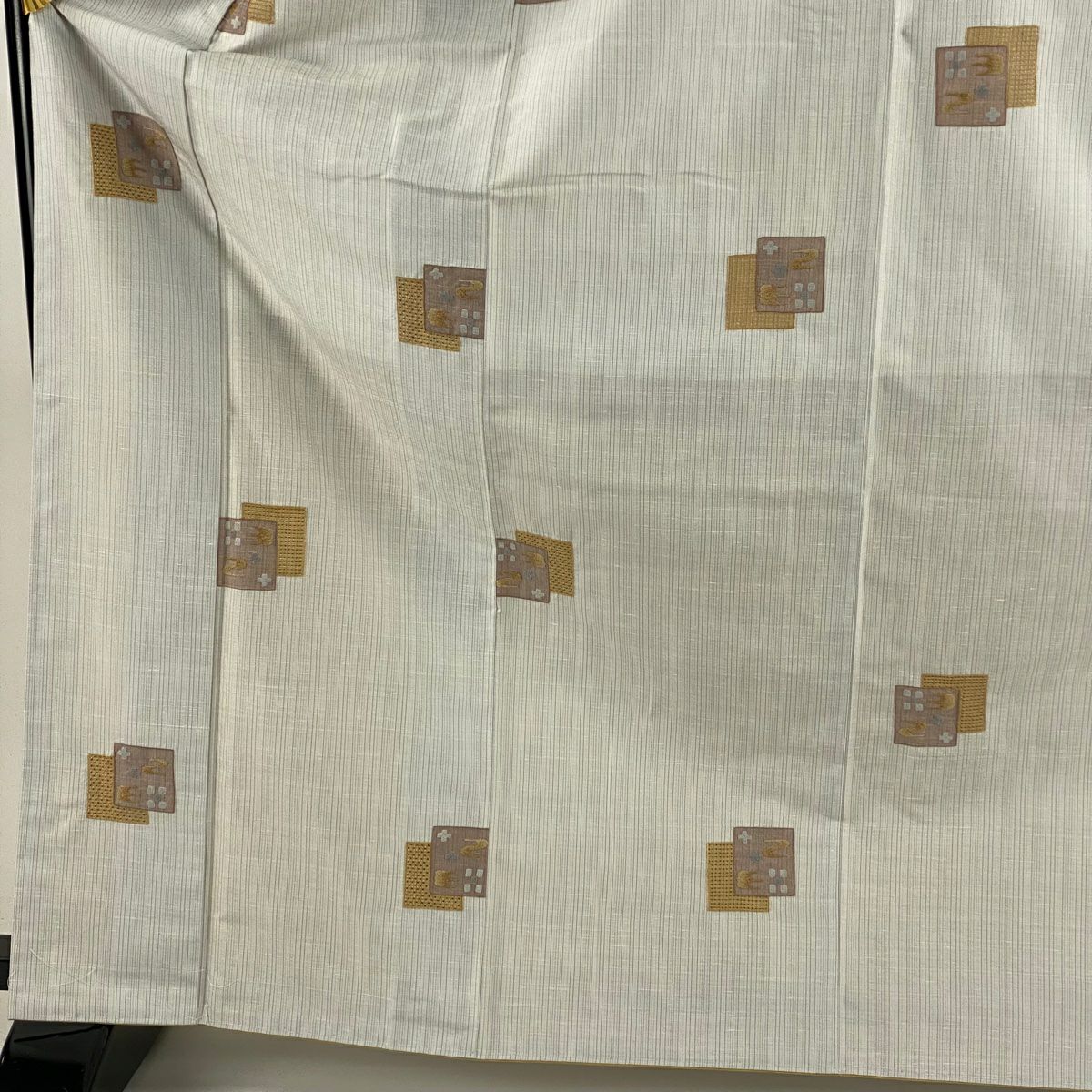 【美品】 小紋 身長168cm 袖長67.5cm L 雙層 蒋雪英監修 紬織織 落款あり 燕 流水 刺繡 灰白 純蠶絲 逸品級
