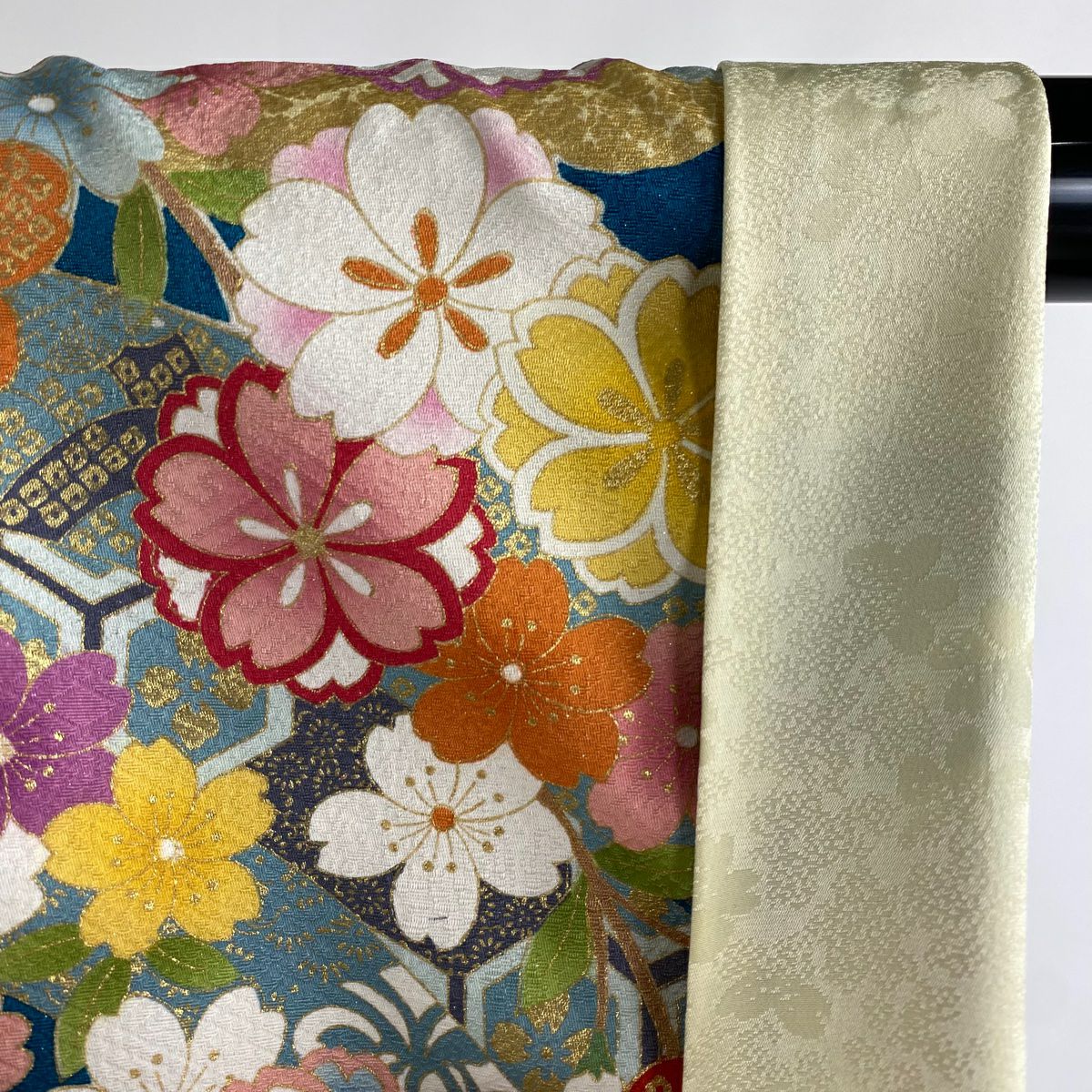 振袖禮服 身長171cm 袖長68cm L 雙層 松樹竹子梅花 菊花 銀通 金銀彩 青綠 純蠶絲 逸品級