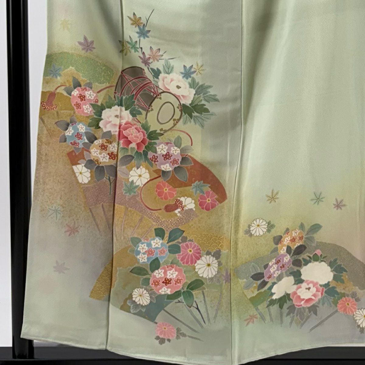 【庫存清倉】訪問服 身長157cm 袖長66.5cm M 雙層 松樹井青青 落款 草花紋紋 鼓 金銀彩 漸層 淺綠 純蠶絲 名品級 一個紋