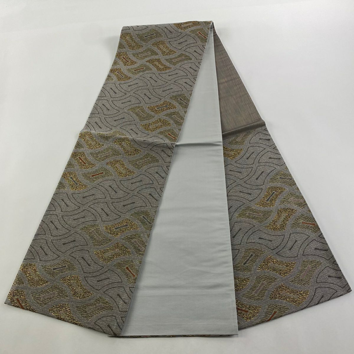 【庫存清倉】 【美品】 袋帶 名品級 陶彩分動紋樣 金銀彩 金金箔 灰色 六通 純蠶絲