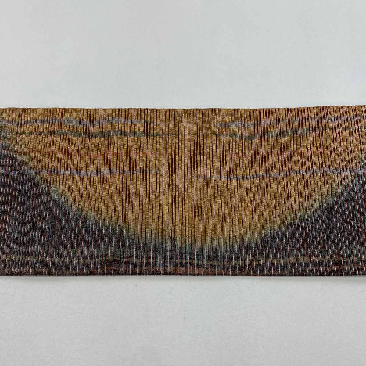 【美品】 名古屋帶 秀品級 條紋圖案 幾何圖案 金銀線 金金箔 黃土色 純蠶絲